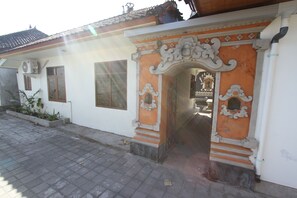 Front covered entry