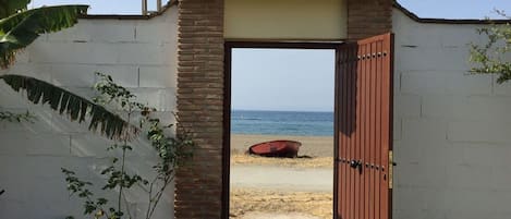 Acceso a la casa desde la playa