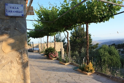 RURAL ACCOMMODATION VILLA CARAMELO.