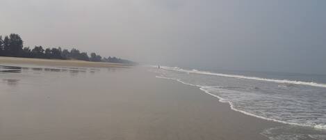 CARMONA/ZALOR BEACH - MILES OF ENDLESS, WHITE SAND AND SHALLOW WARM SEA