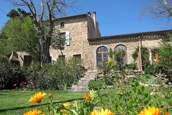 Gite Maison Malepere - Your wonderfully spacious holiday house for 8.