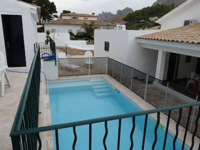 Majorcan traditional summer house 200m from the beach, private pool