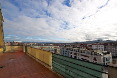 Schönes und entspanntes Penthouse im Zentrum von Oviedo. Schöner und ruhiger Atico Oviedo
