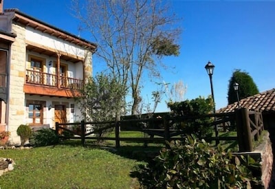 Rural house in the heart of Asturias, Comarca de la Sidra, a step away from everything