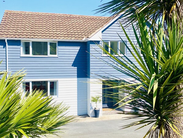 Wavelyn House,stunning coastal views with generous off road driveway parking. 