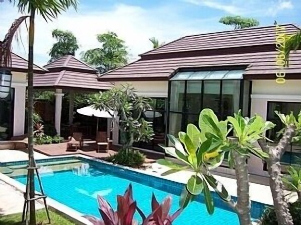 Balinese style villa with pool