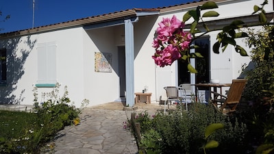 House 115 m2 VIDEO in one of the most beautiful villages in France 12 km from the beach