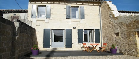 The Cottage - Patio