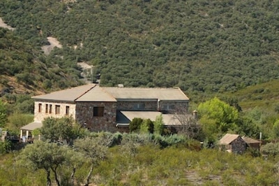 Casa rural (alquiler íntegro) El Boquerón de Estena para 18 personas