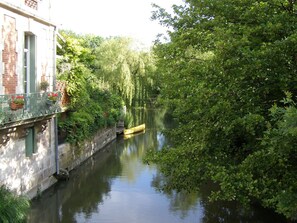 La Seugne river
