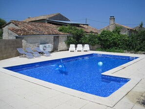 Shared pool for summer
