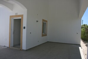 Outdoor garage space
