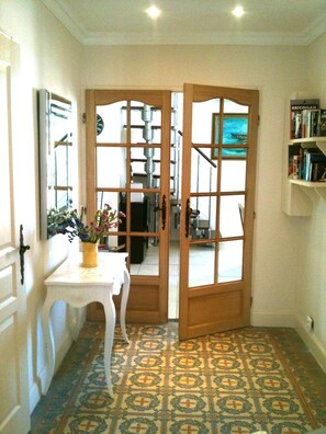 Entrance from the hall into living room/kitchen