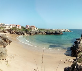 Llanes Center Beach with garage space (optional)