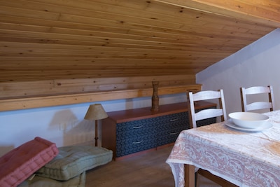 Attic apartment recently renovated and with land for exclusive use