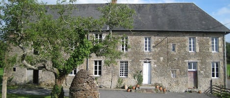 Manor House