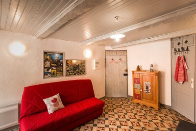 Neues Studio 18 M² in kleinem Dorfhaus, Ruhig, Bergblick