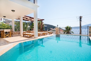 Pool terrace