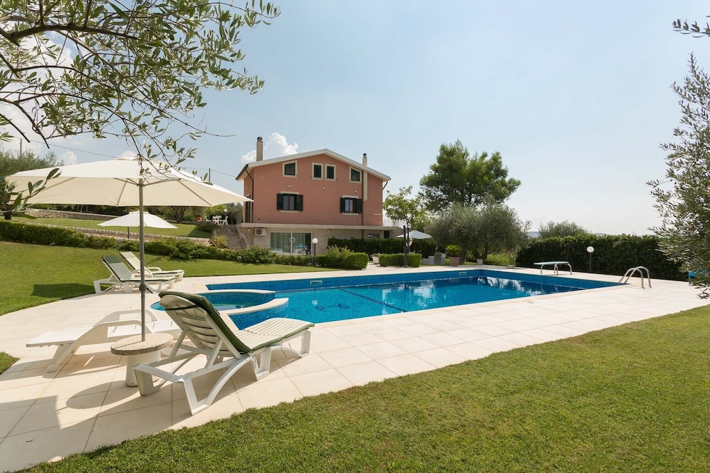 Picture of villa