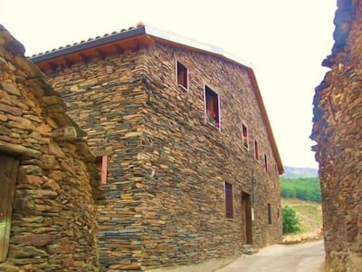 Casa Rural Albarranco (2-4 pers).Paisajes otoñales de ensueño a 1:30 de Madrid