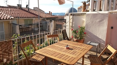 Duplex au coeur du centre historique avec Terrasse et Balnéo