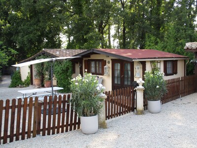 CALLIAN DU LAC - Un refuge pour deux avec tout ce dont vous avez besoin à portée de main.