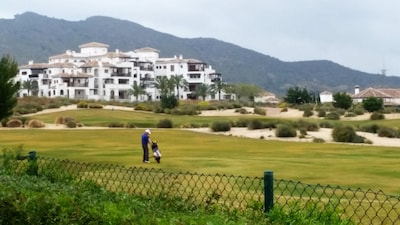 GOLF APARTMENT, POOL AND TRANQUILITY