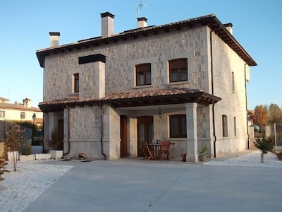 Casa rural (alquiler íntegro) El Torreón para 8 personas