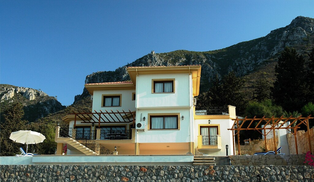 Picture of villa