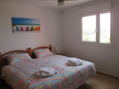 Luxury Apartment Sleeps 4/5 Mar Menor Boulevard