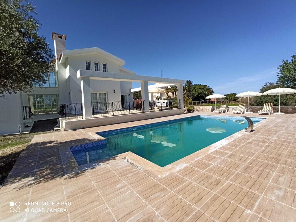 Picture of villa