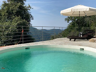 In "Casa Dei Fiori" fully enjoy the peace, privacy, space and nature.