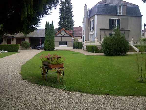 Jardines del alojamiento