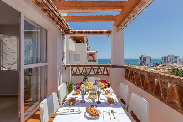 terraza con vistas al mar 