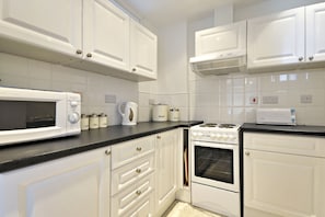 Bright clean Kitchen