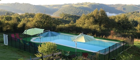 Large 12X6 swimming pool