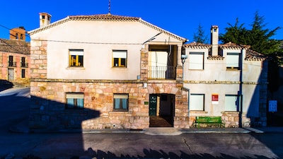 Albergue La Palaina with capacity for 30 people and large patio