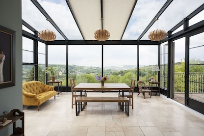Cotswold House with Incredible Views