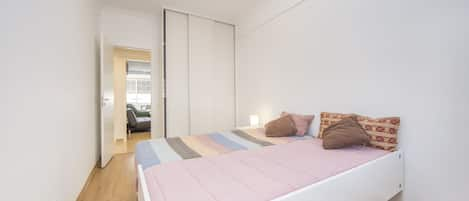 Quarto com 2 camas de solteiro