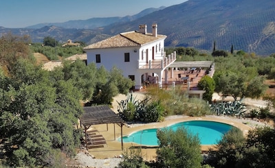 Apartamento con gran terraza y fantásticas vistas.