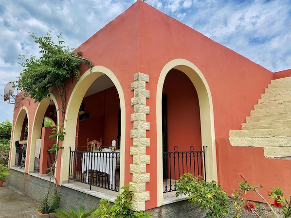 Exterior