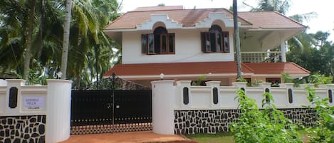 Front entrance  of "Sarayu Villa, detached property, very private.