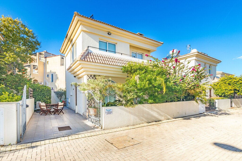 Picture of villa