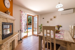Villa Ivka Villa Dinning room