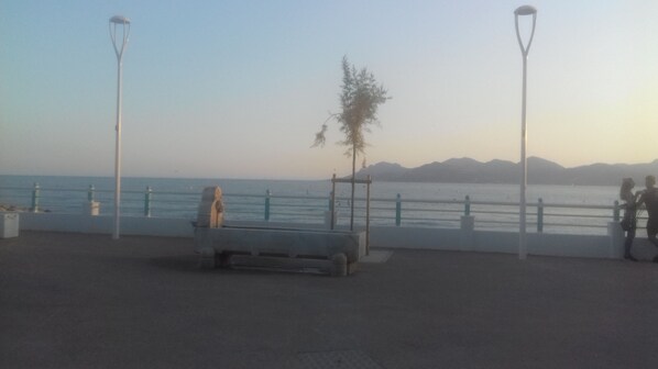 les plages du midi à Cannes en 30 mn