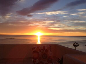 Sun rise across the sea 