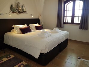 Malvas Bedroom 1 (double bed)