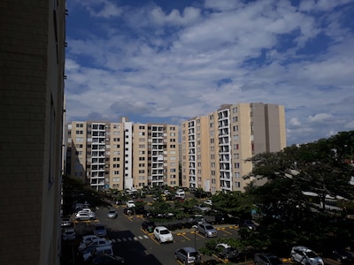 HABITACIÓN CÓMODA AL SUR DE CALI 