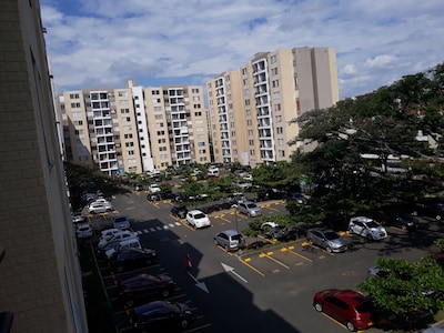 HABITACIÓN CÓMODA AL SUR DE CALI 