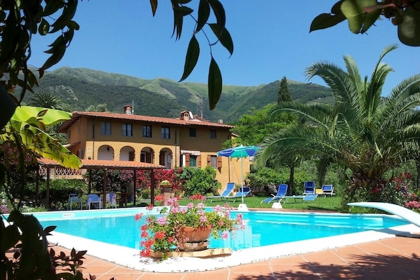 The property "IL CARNASCIALE"  from the pool